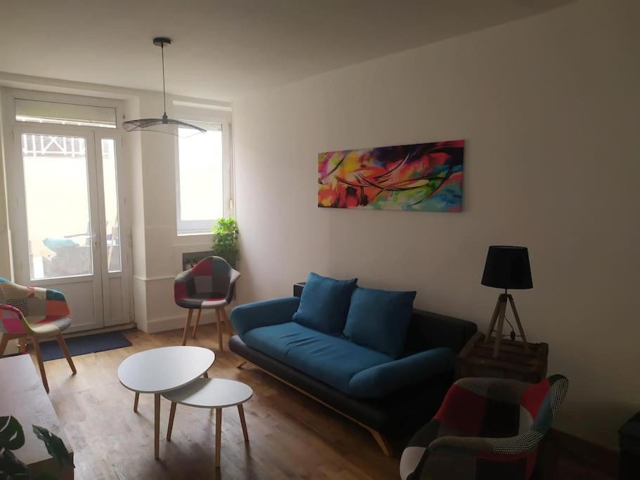 Maison De Ville Tres Lumineuse Civray  ภายนอก รูปภาพ